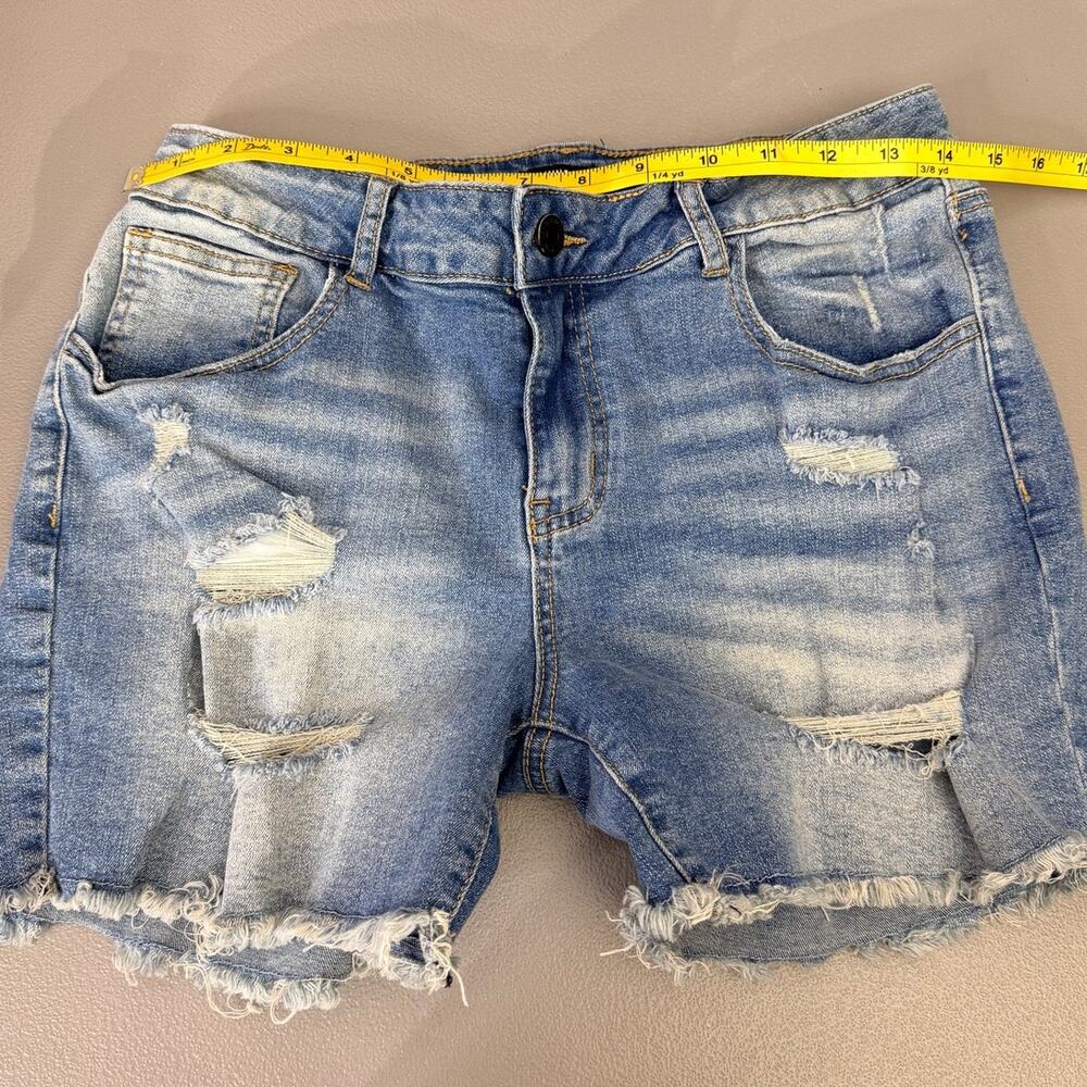 SNULTS Women’s Large Distressed Stretch Denim Cutoff Shorts Light Wash